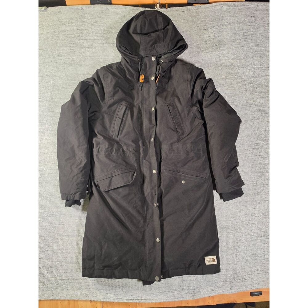 The North Face Women’s Medium Black DryVent Long Hooded Parka
